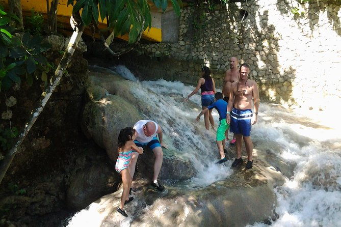 falmouth-shore-excursion-dunns-river-falls