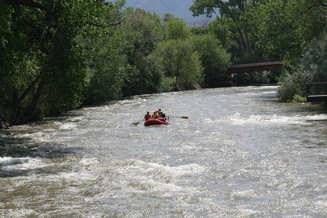 family-float-free-lunch-photos-and-wetsuit-2