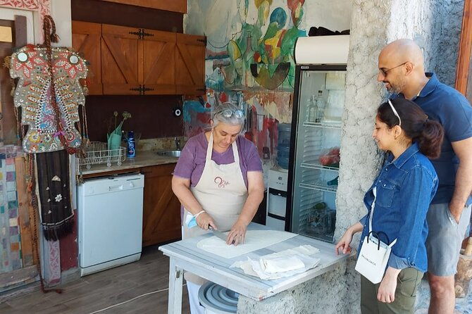 farmers-market-visit-turkish-cooking-class