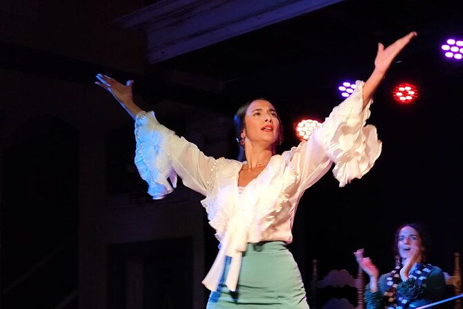 flamenco-tablao-the-den-of-the-angel-jerez