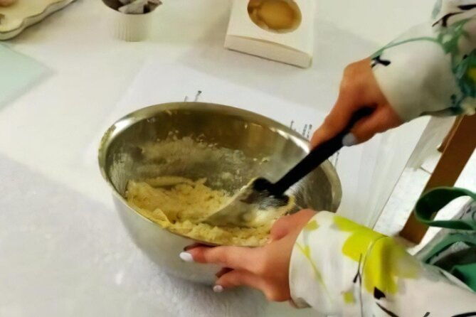 flower-cake-baking-experience-in-nerima