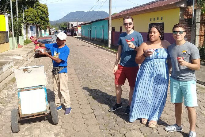 flowers-route-tour-colonial-towns-handicraft-coffee-plantation