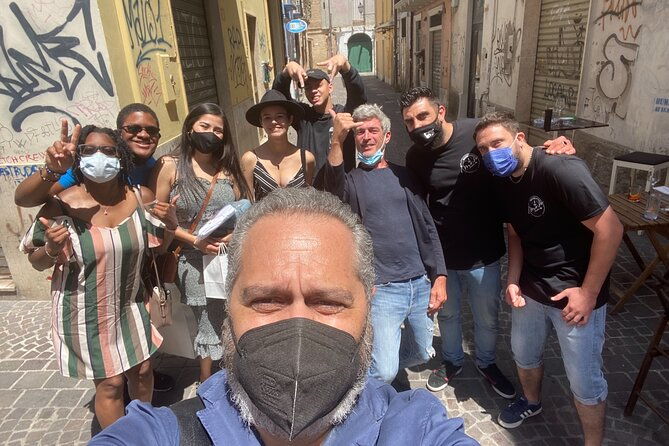 food-and-wine-tour-of-pescara-vecchia-on-foot-2
