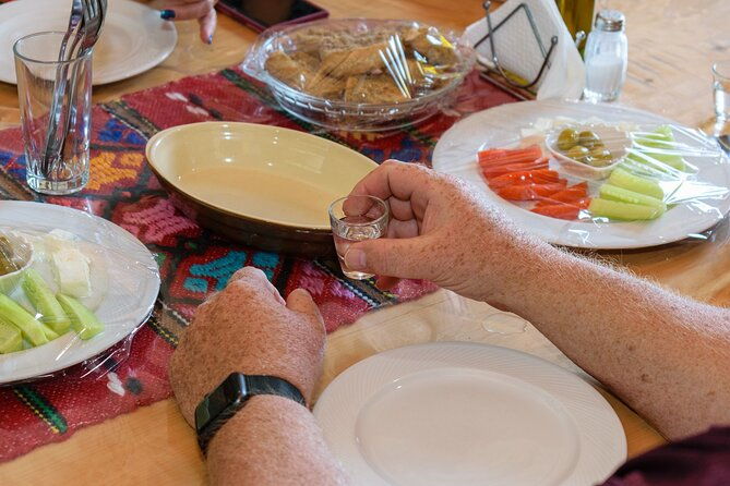 food-tasting-tour-of-chania-villages-2