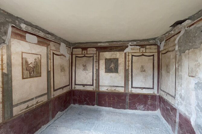 from-amalfi-coast-pompeii-guided-tour-with-skip-the-line