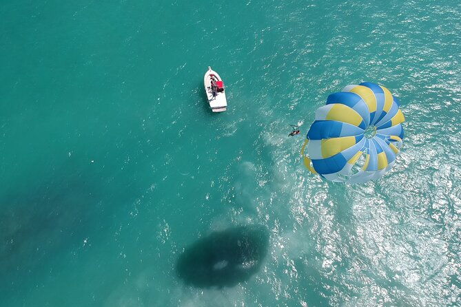 from-punta-cana-amazing-activity-parasailing-hotel-pickup