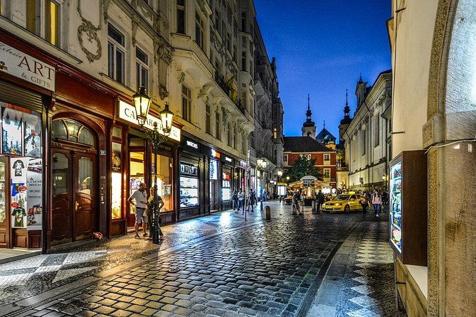 from-salzburg-to-prague-private-transfer-with-2h-of-sightseeing