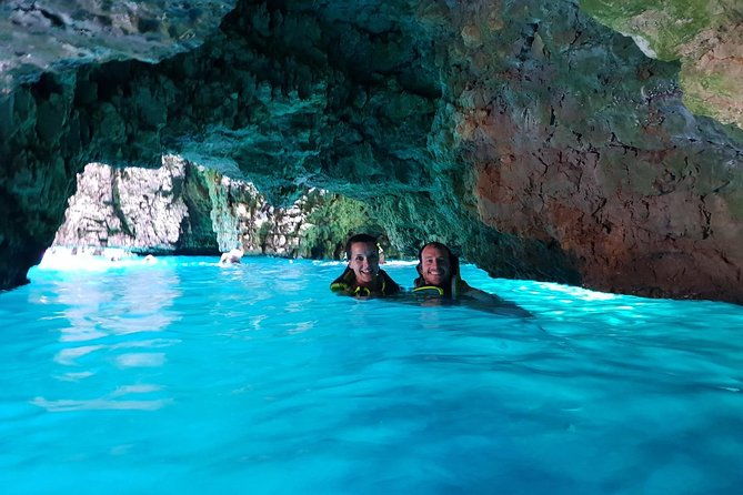 full-cave-safari-experience-by-kayak
