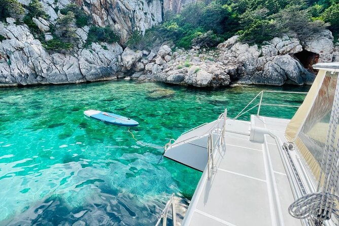 full-day-catamaran-cruise-in-porto-conte-natural-park