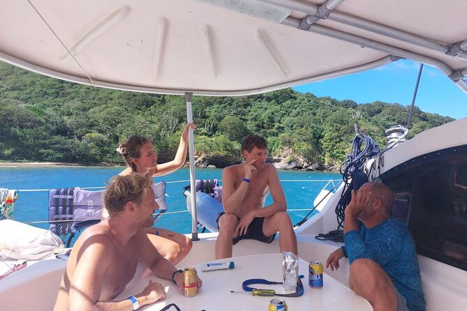 full-day-catamaran-tour-through-tayrona