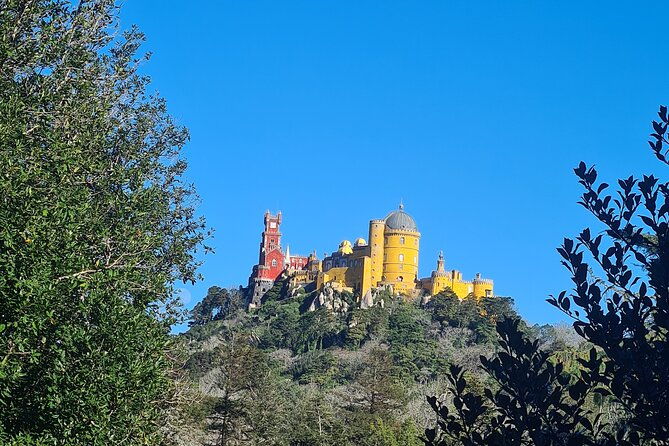 full-day-exploring-sintra-azenhas-do-mar-and-cabo-da-roca
