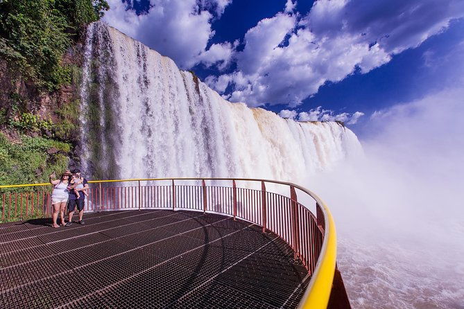 full-day-iguassu-falls-both-sides-brazil-and-argentina