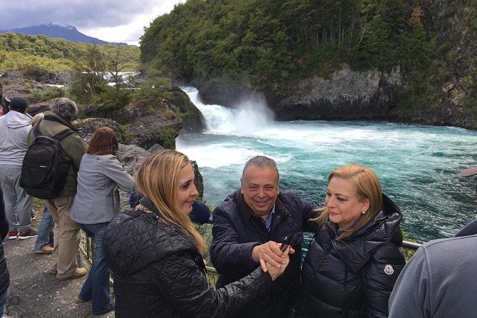 full-day-osorno-vulcano-and-petrohue-falls-small-group-tour