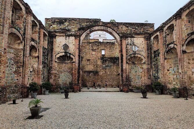 full-day-panama-city-sightseeing-canal-tour-with-private-guide