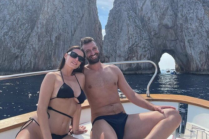 full-day-private-capri-boat-tour-from-positano