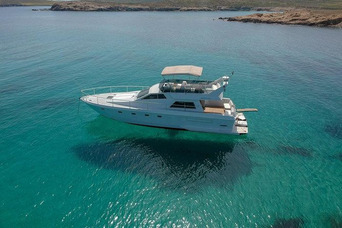 full-day-private-yacht-cruise-in-mykonos-on-a-ferretti-altura-52s