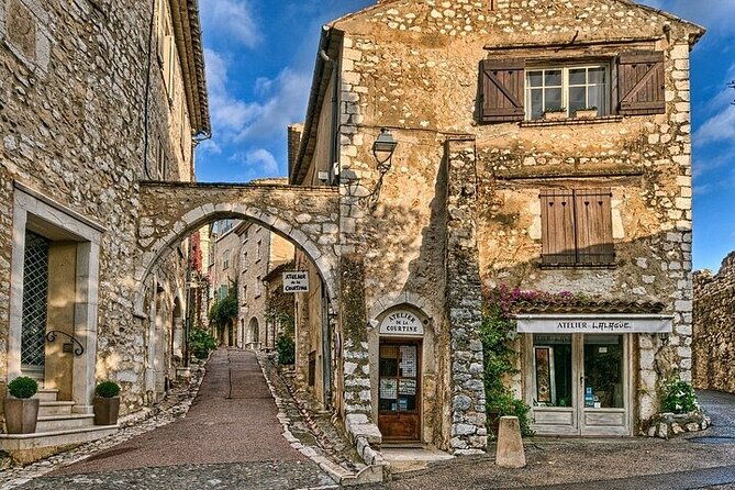 full-day-tour-at-historical-medieval-villages-of-nice-france