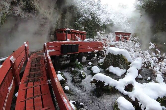 geometric-hot-springs-from-pucon