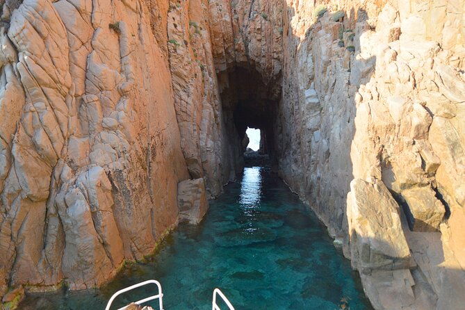 getaway-to-the-calanques-of-piana-de-cargese-in-a-small-group