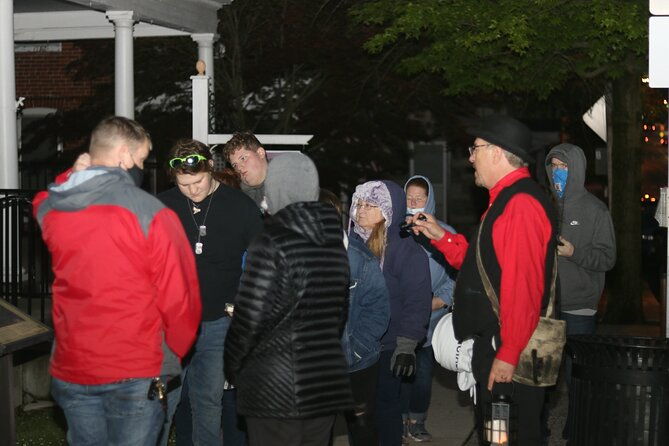 ghost-tour-history-and-haunts-family-friendly-best-in-gettysburg