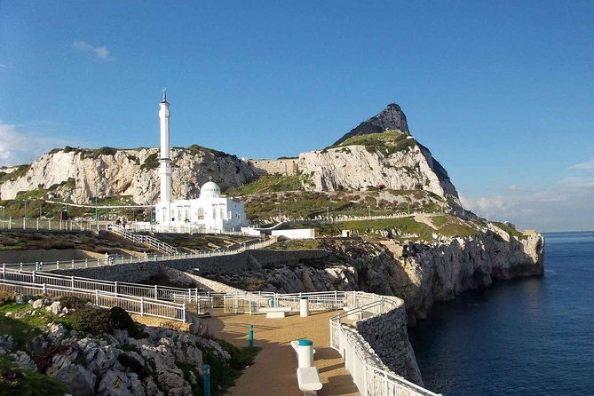 gibraltar-shopping-guided-tour-from-costa-del-sol