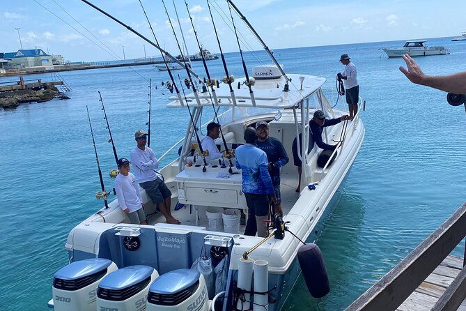grand-cayman-luxury-full-day-private-charter-aboard-mojito-majic