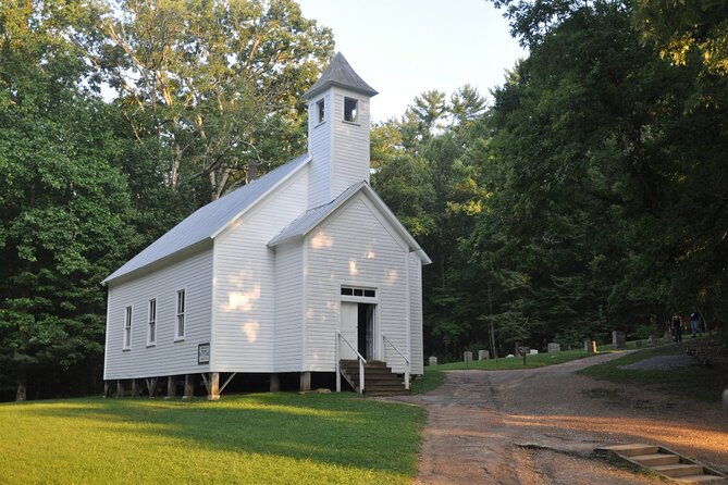 great-smoky-mountains-cades-cove-self-guided-driving-tours