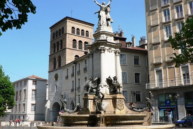 grenoble-scavenger-hunt-and-sights-self-guided-tour