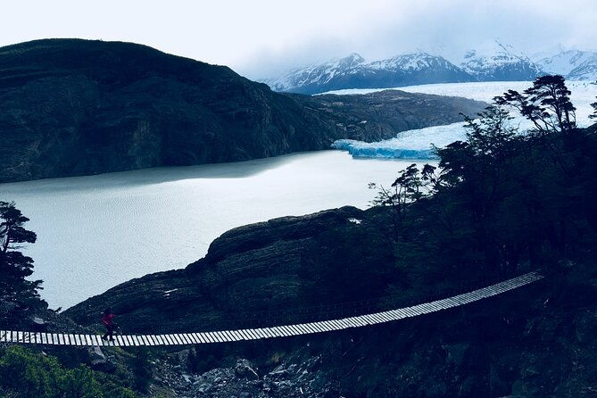 grey-glacier-navigation-in-torres-del-paine