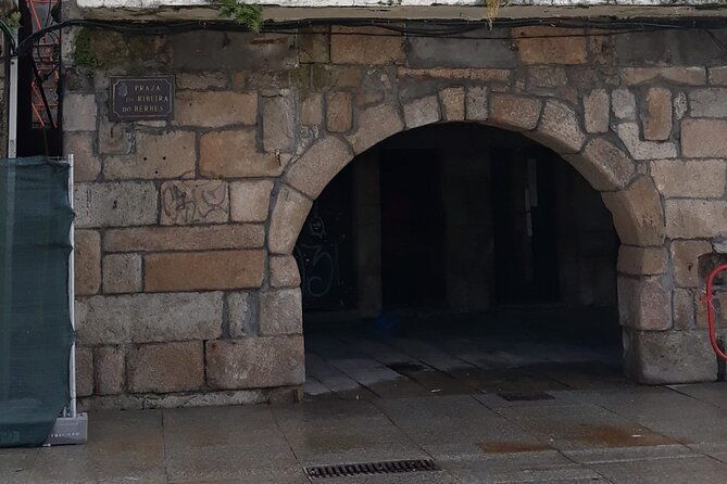 group-walking-tour-in-vigo