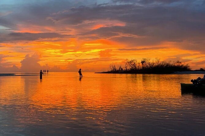 guided-glow-led-kayak-sunset-activity-in-bonita-springs