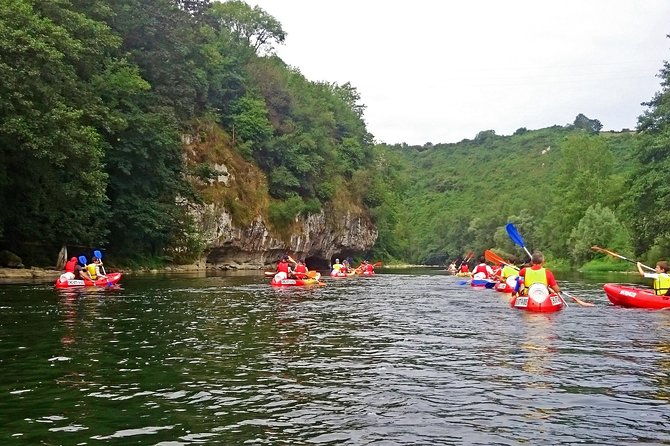 guided-kayaking-on-the-nalon-river-oviedo