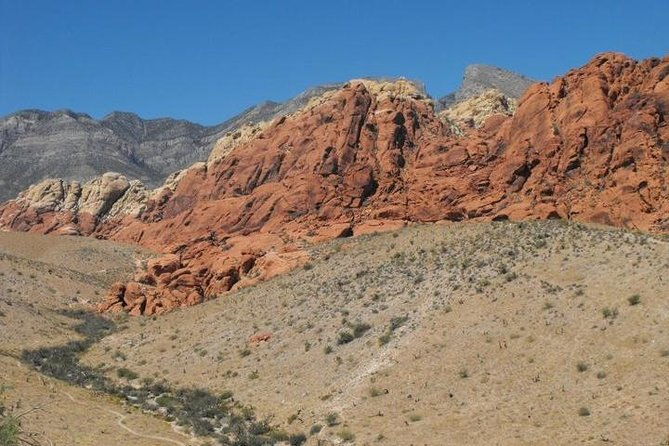 guided-or-self-guided-road-bike-tour-of-red-rock-canyon