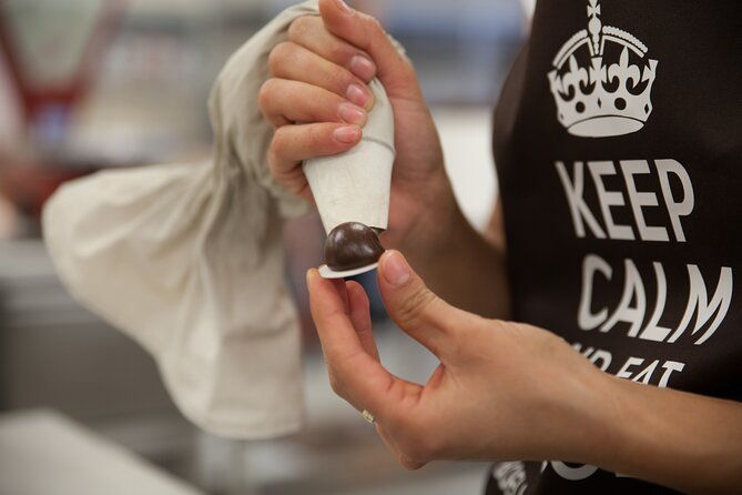 guided-tour-of-the-chocolate-factory-tasting-included