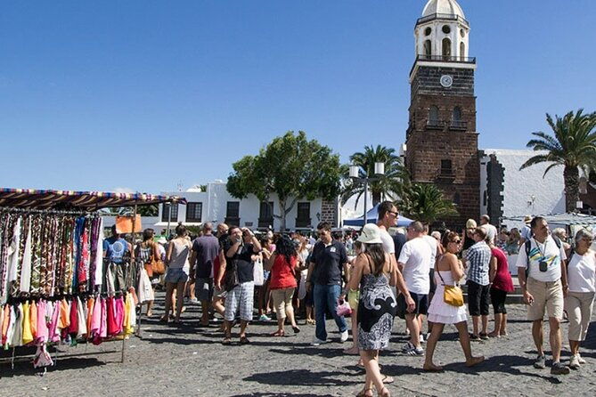 guided-tour-visit-to-teguise-street-market