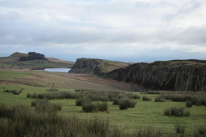 hadrians-wall-day-tour-a-guided-walk-of-the-roman-frontier-2