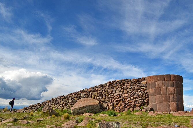 half-day-excursion-to-chullpas-de-sillustani-from-puno