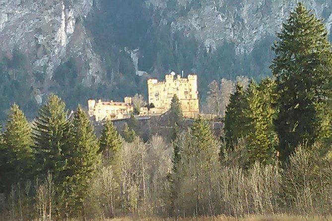 half-day-from-fussen-to-neuschwansteincastle-linderhof-castle