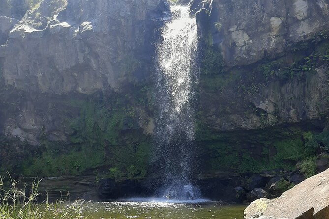 half-day-hike-waterfalls-moinho-do-felix-with-tea-plantation-2