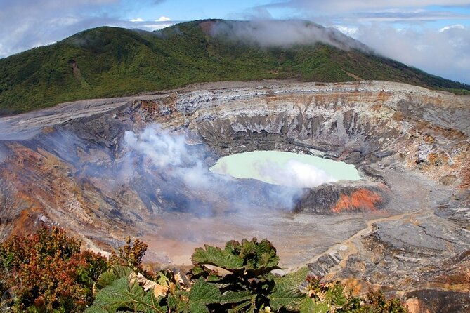 half-day-poas-volcano