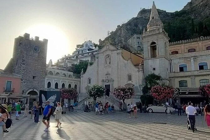 half-day-private-tour-to-messina-taormina-and-castelmola