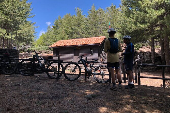half-day-tour-to-discover-etna-by-e-mtb