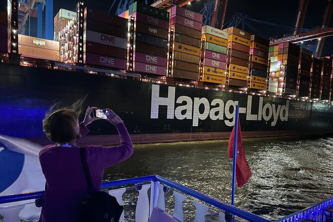 hamburg-1-hour-evening-light-cruise