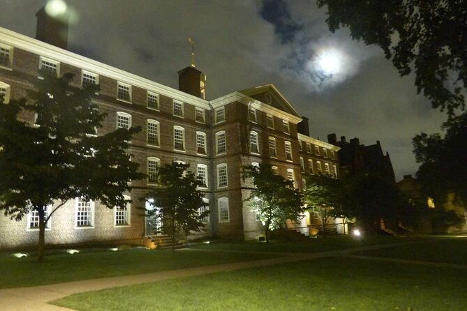 haunted-history-walking-tour-of-providence