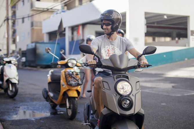 hawaiian-style-scooter-ride-around-oahu-for-the-day