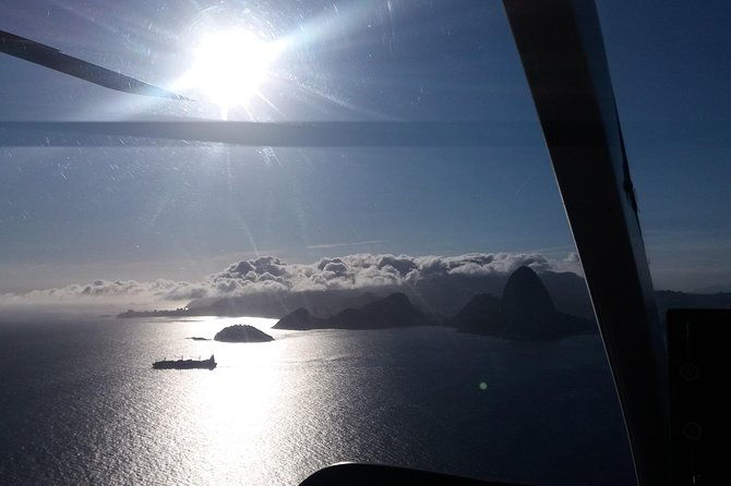 helicopter-flight-wonderful-city-rj-private-flight-4-people