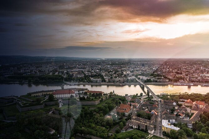 helicopter-flying-over-belgrade