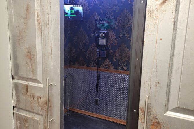 hellevator-interactive-escape-room-in-northfield-new-jersey