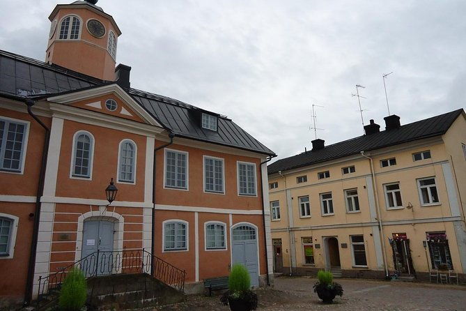 helsinki-private-city-tour-medieval-porvoo-local-guide-by-car