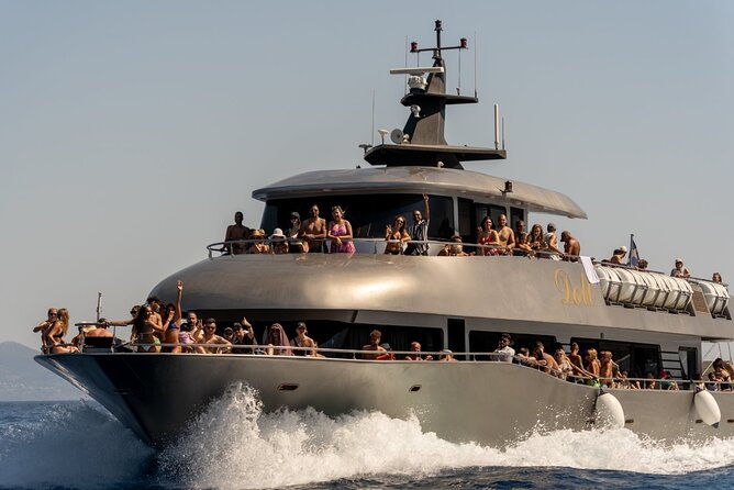 high-cruise-to-symi-island-st-george-bay-2